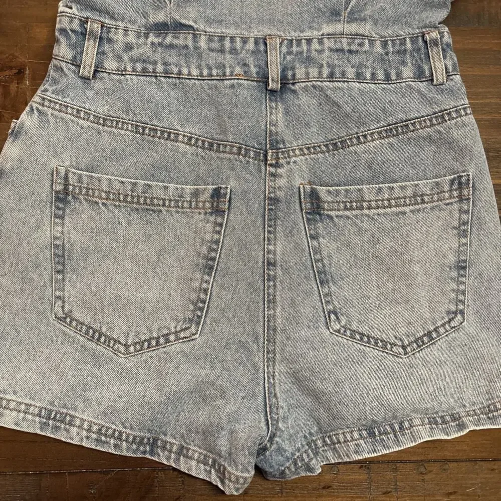 Le Lis Collared Short Sleeve Denim Romper size Small - Picture 6 of 6